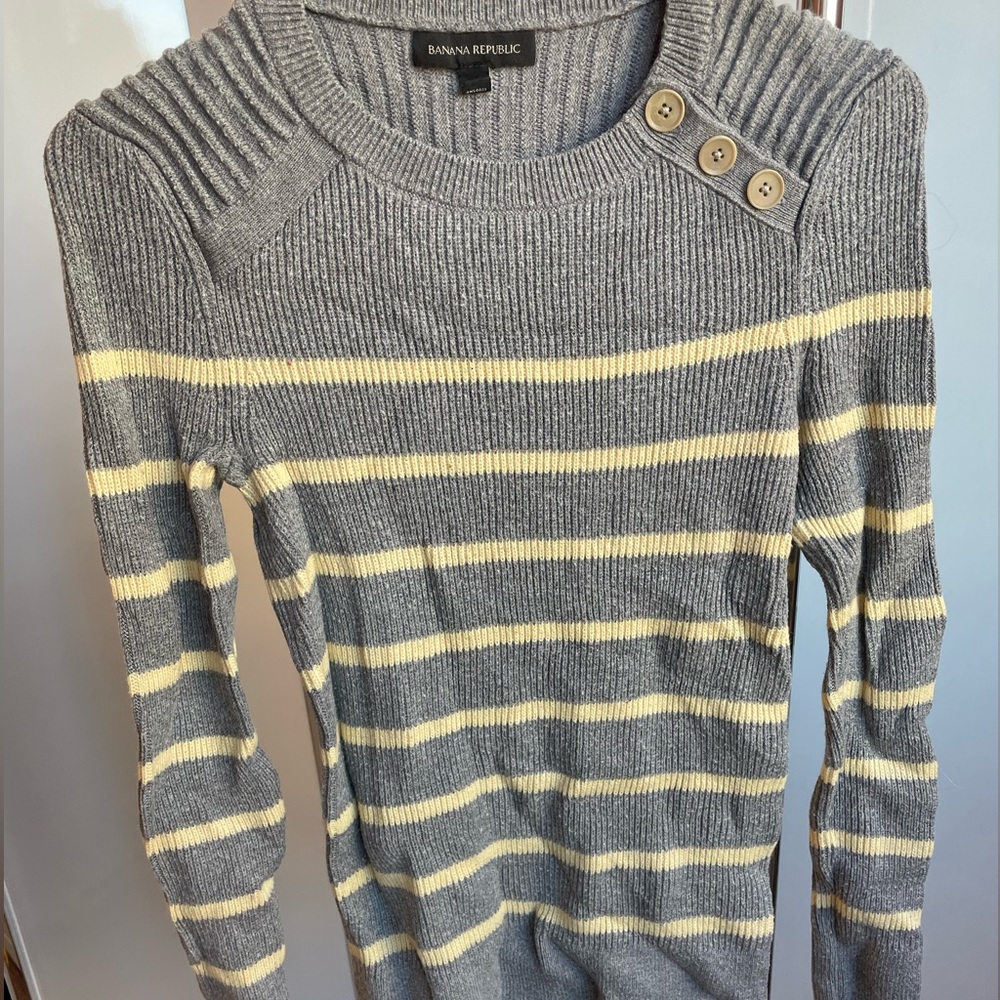 Banana Republic XS sweater